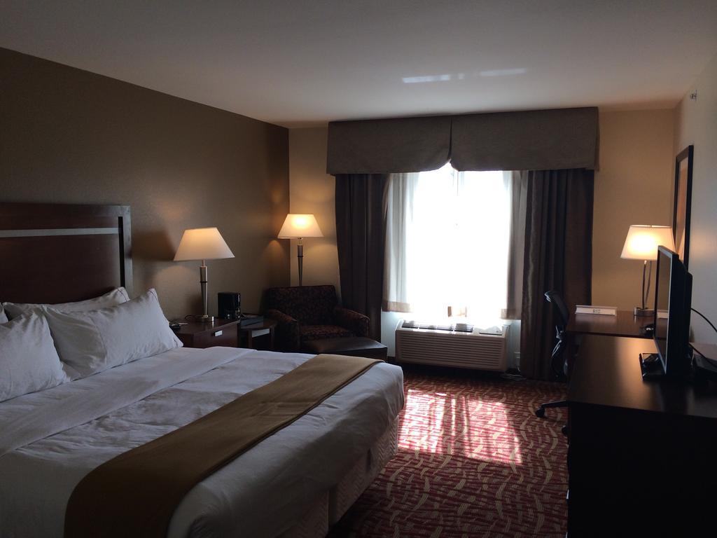 Holiday Inn Express & Suites Glendive By Ihg Zimmer foto
