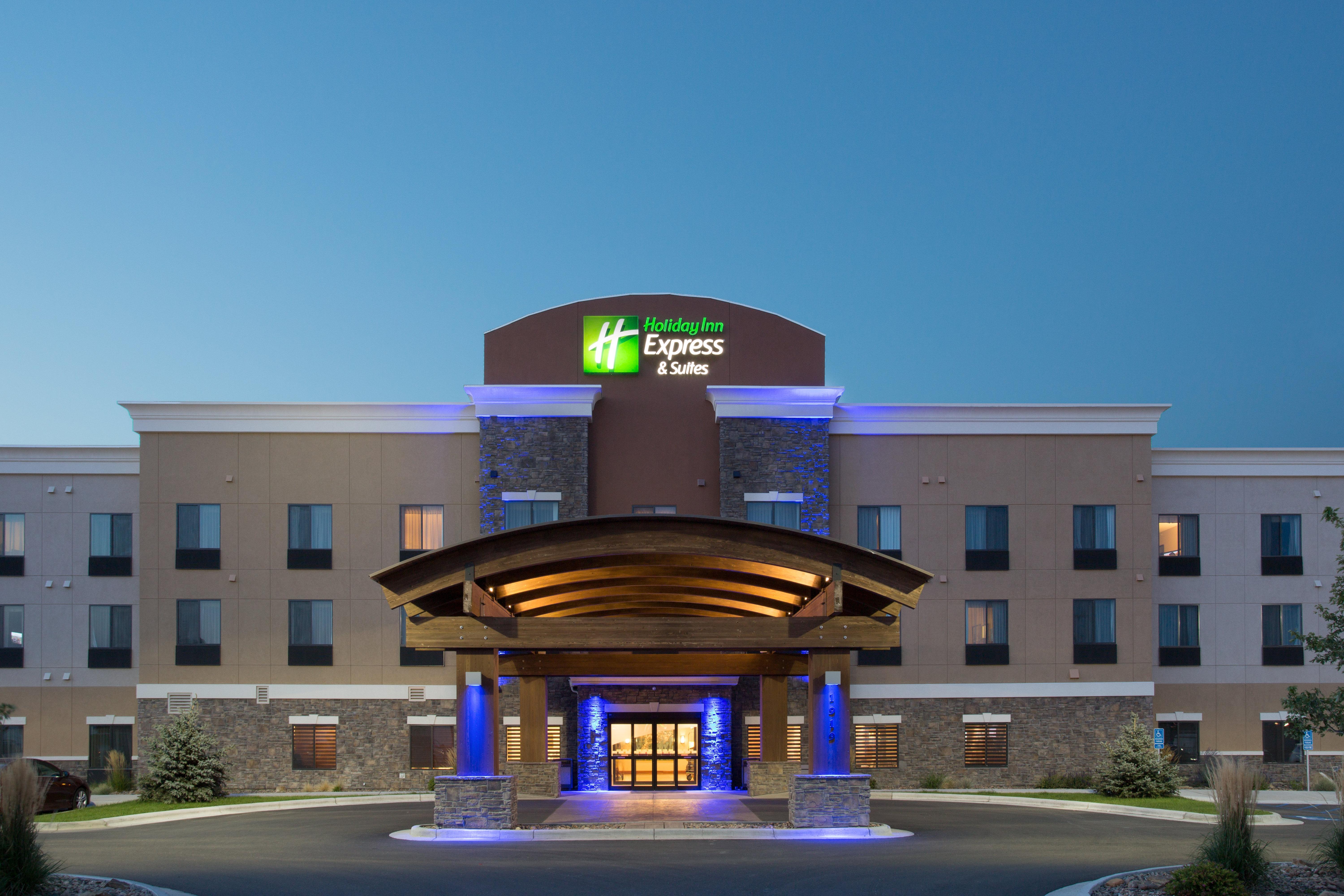 Holiday Inn Express & Suites Glendive By Ihg Exterior foto