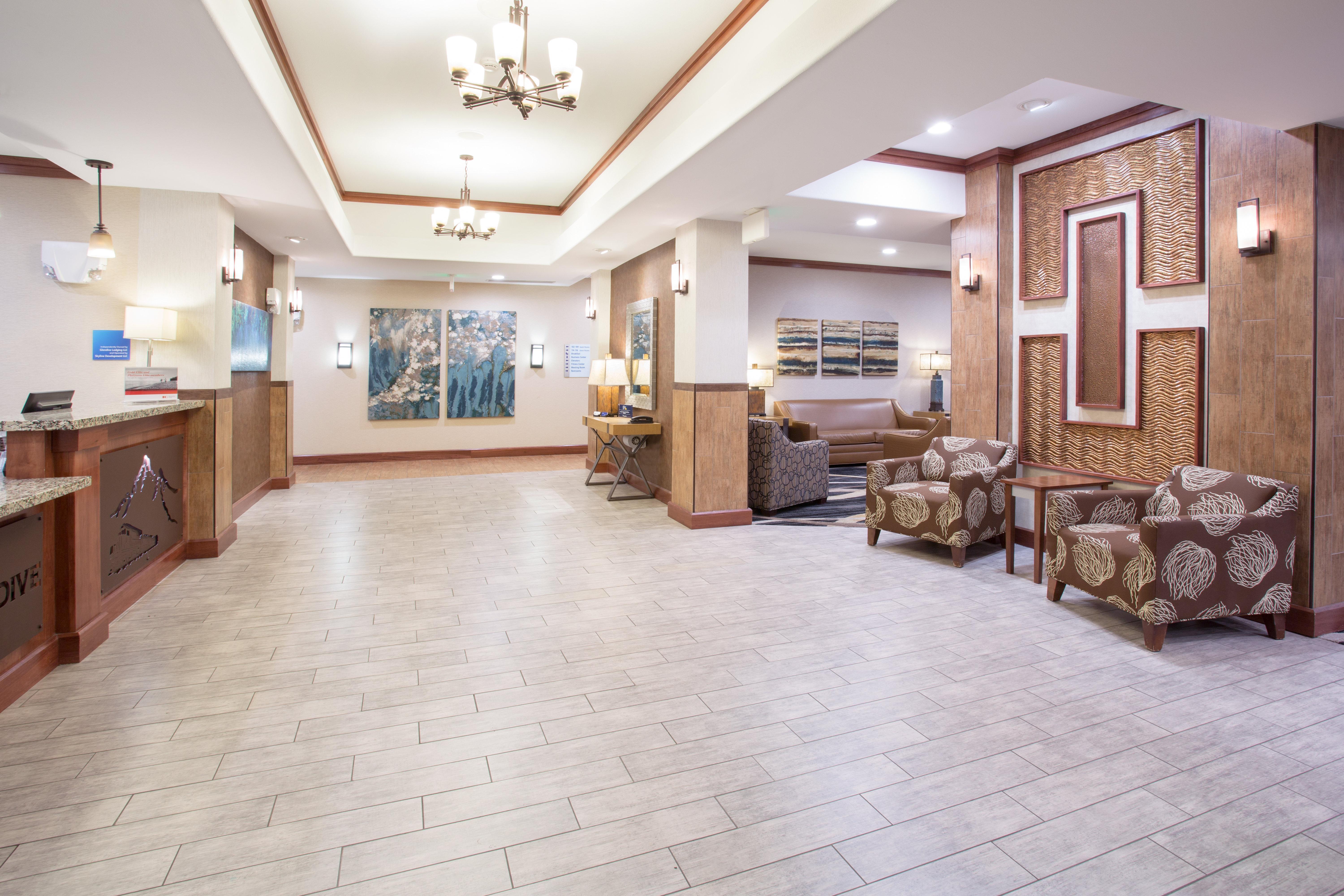Holiday Inn Express & Suites Glendive By Ihg Exterior foto